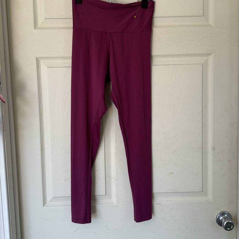 Bali size small leggings purple women’s - Picture 3 of 4